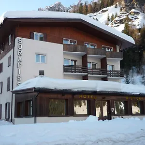 Sorapiss Hotel