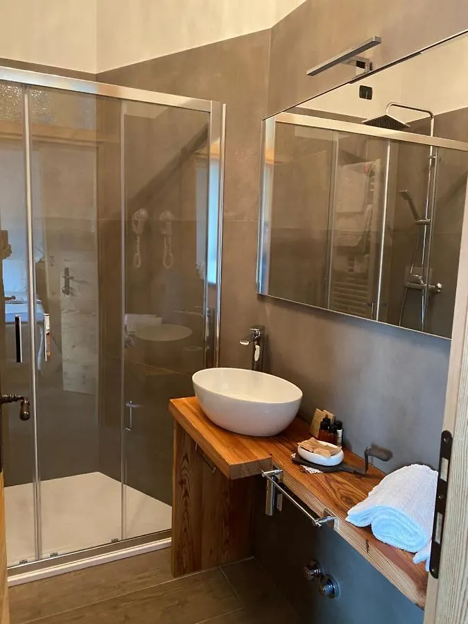 Fra Rose E Mughi Bed & Breakfast Domegge di Cadore