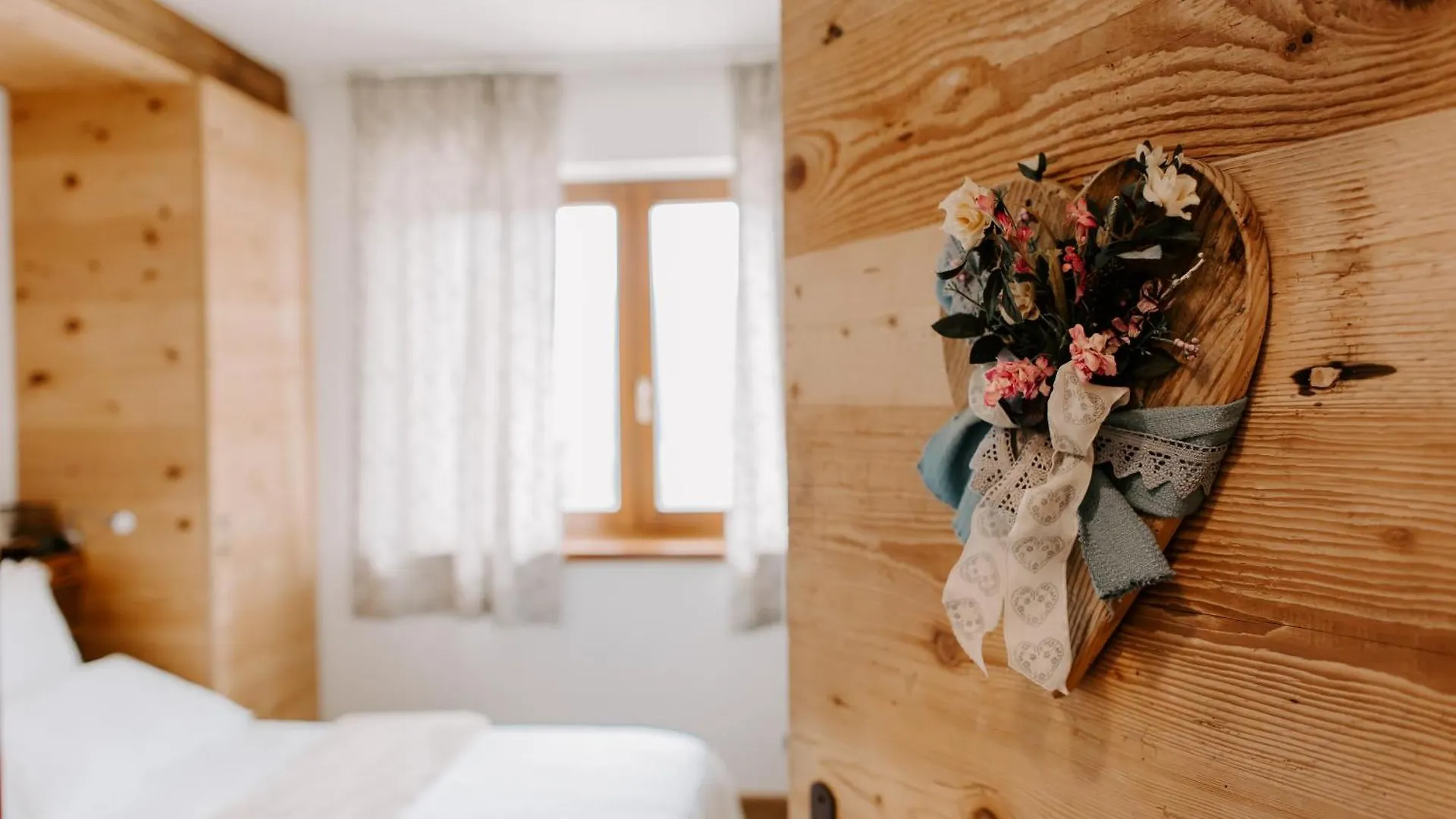 Fra Rose E Mughi Bed & Breakfast Domegge di Cadore Italy