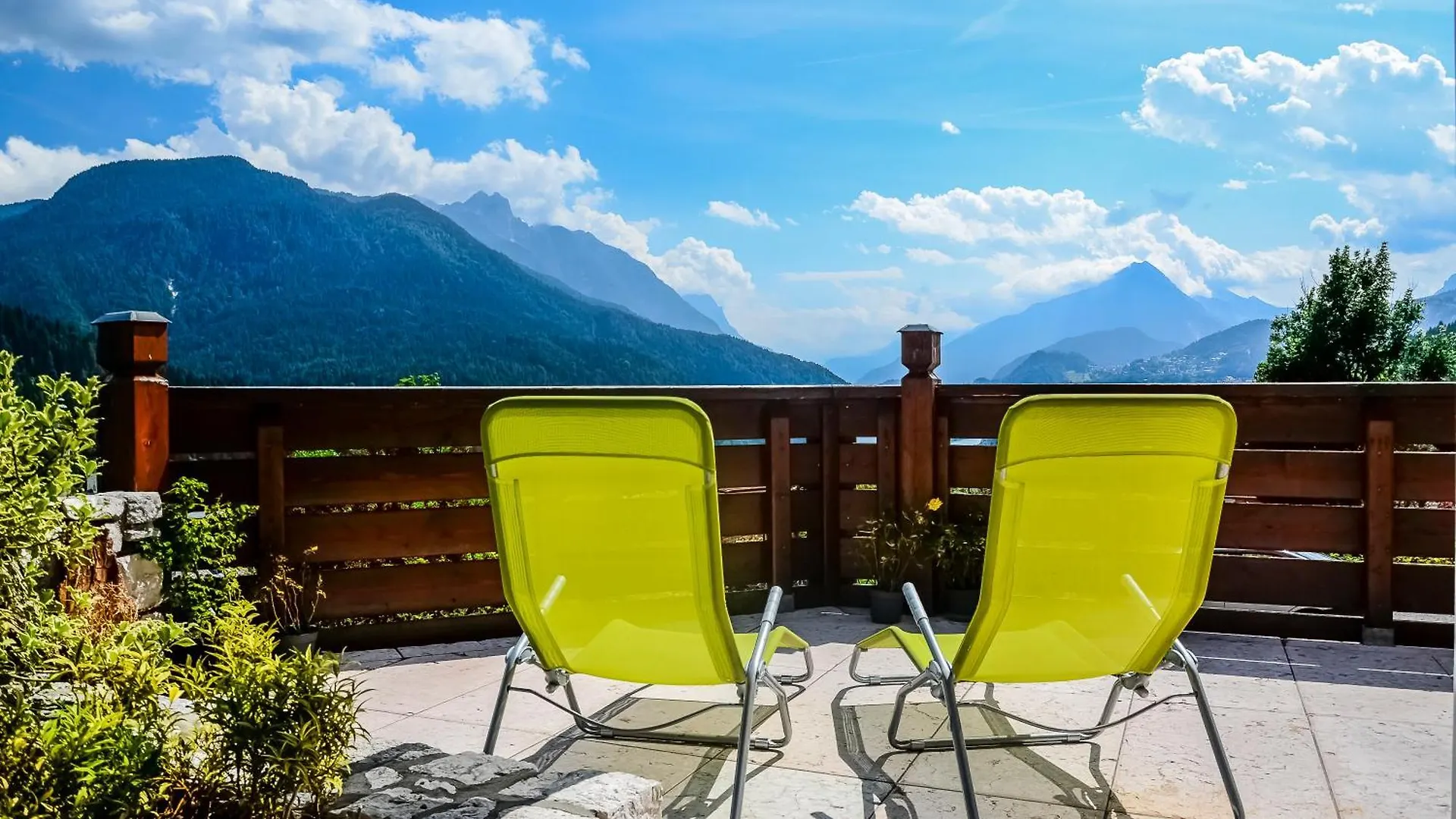Fra Rose E Mughi Bed & Breakfast Domegge di Cadore